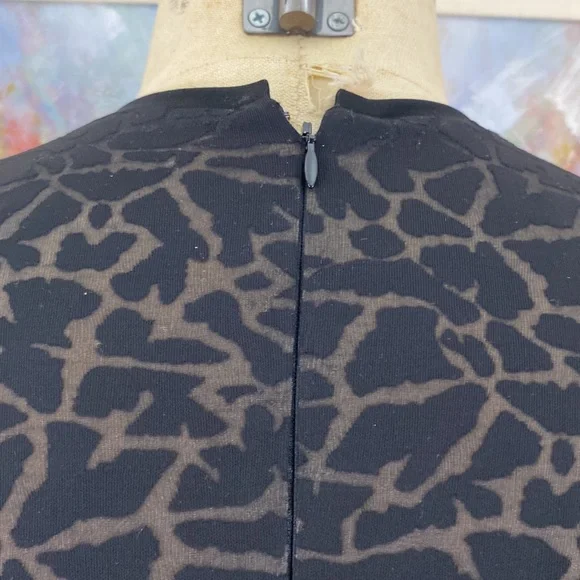 Nicole Miller Artelier Burn Out Giraffe Print Dress - Picture 7 of 13